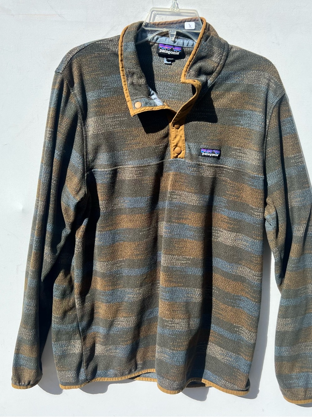 Patagonia Olive and Brown Striped large fleece shirt jacket Snap-T Pullover
